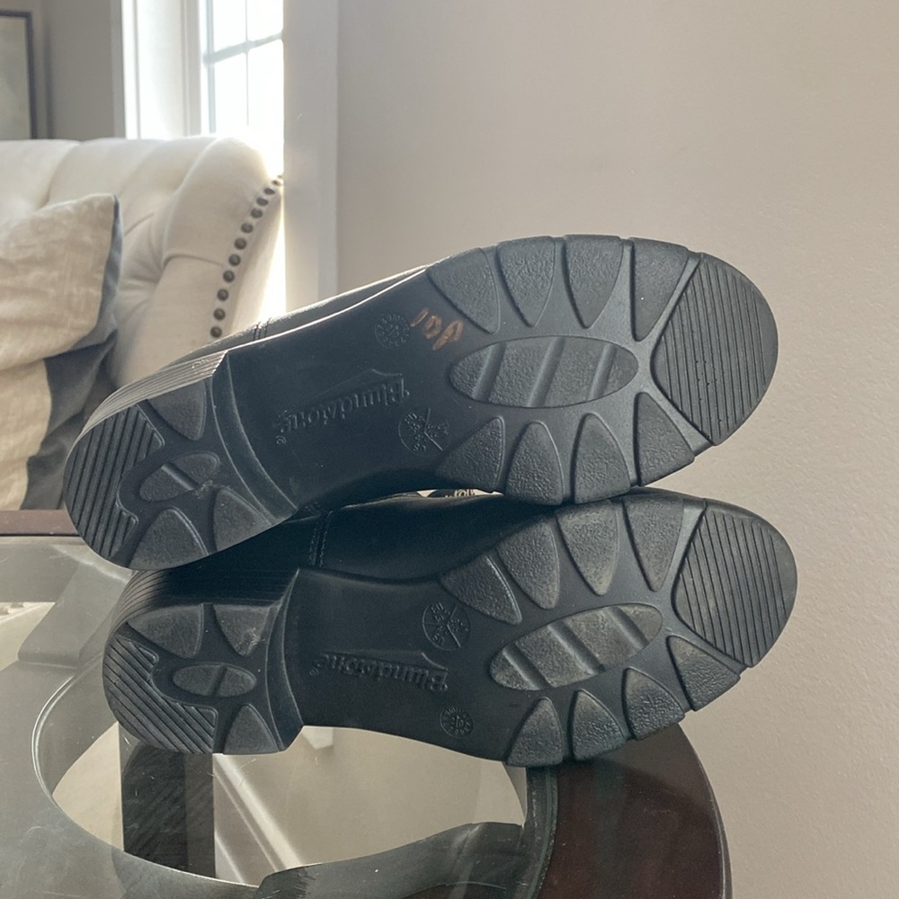 Blundstone 1671 Heeled Chelsea Boots - Picture 16 of 16